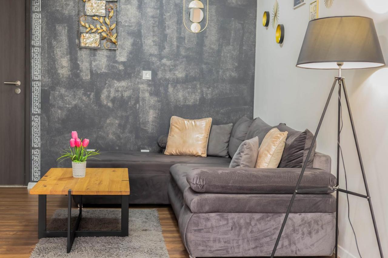Downtown Deluxe Apartment Omiš Екстериор снимка